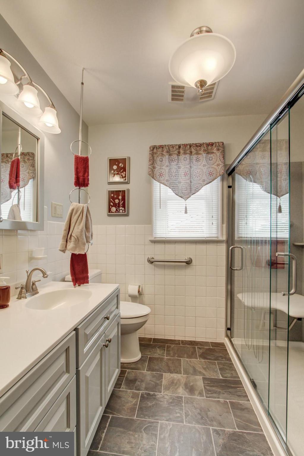 1145 Glendale Road York, PA 17403 - Photo 16 of 30 Gallery Image 16