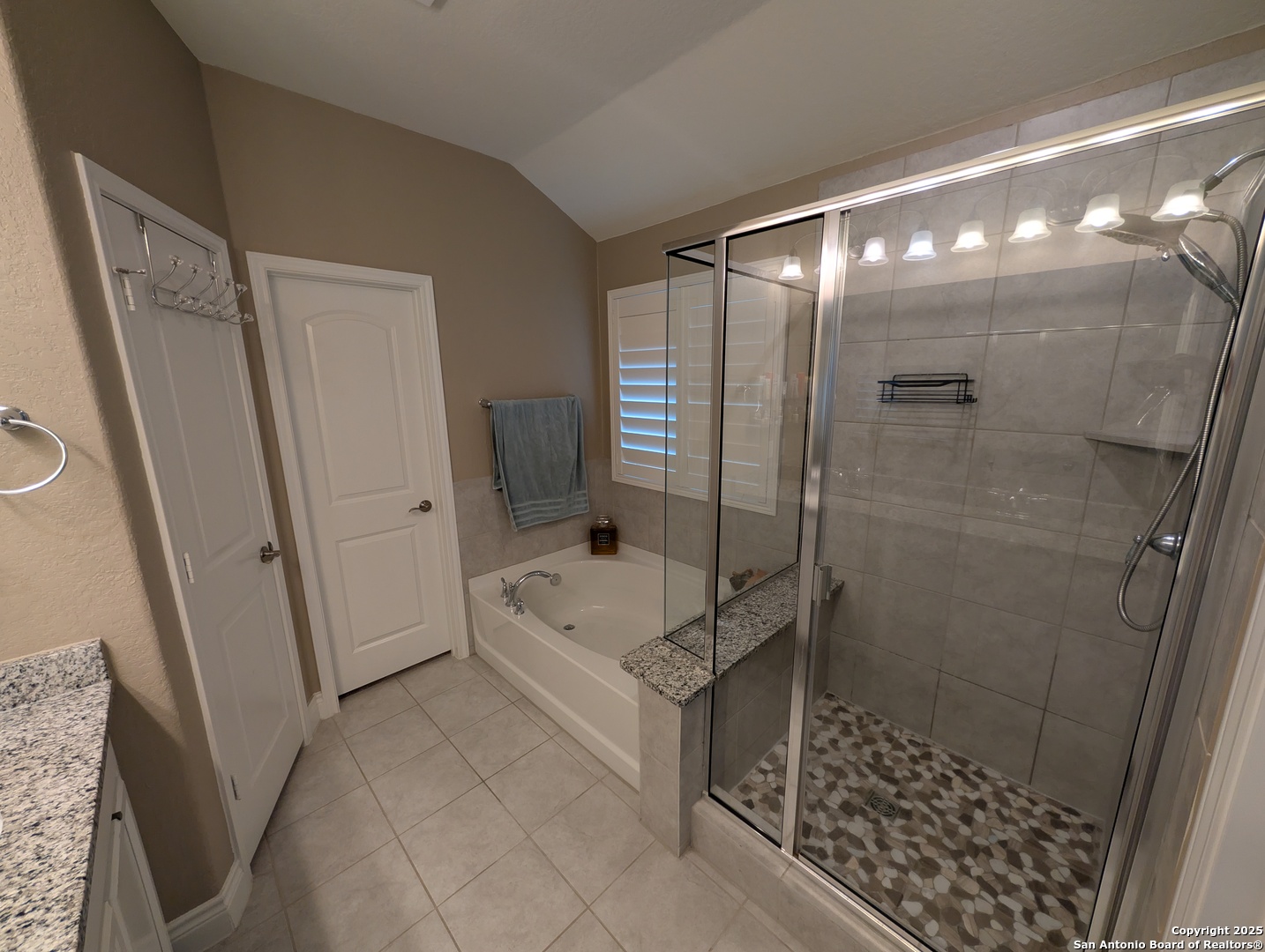 7631 Pecos Ridge Boerne, TX 78015 - Photo 17 of 27