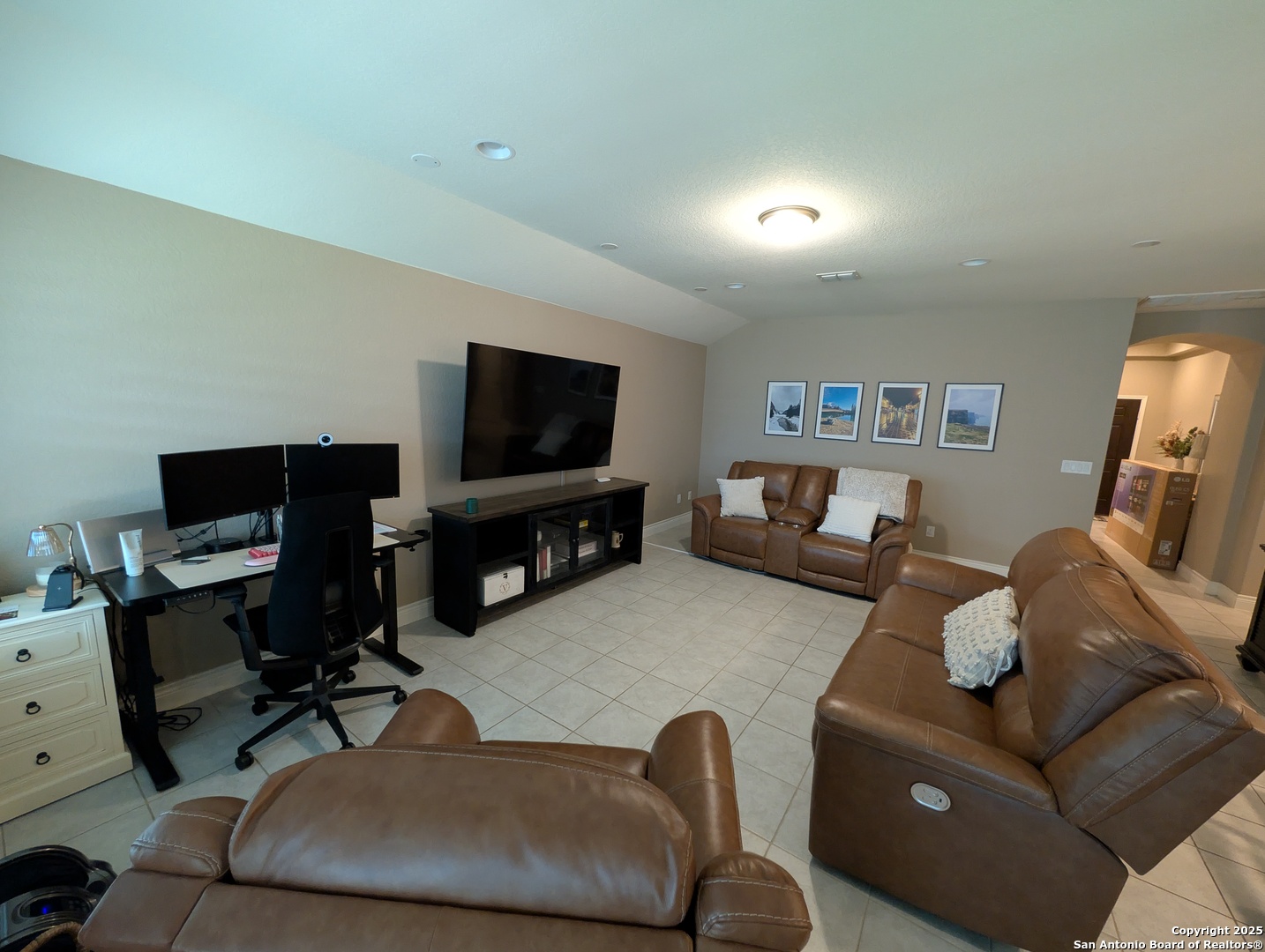 7631 Pecos Ridge Boerne, TX 78015 - Photo 5 of 27