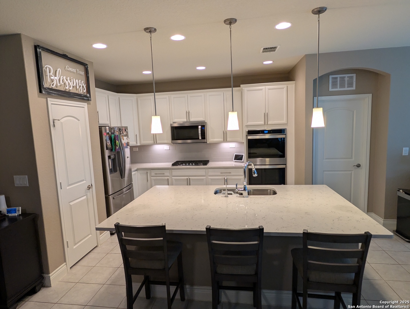 7631 Pecos Ridge Boerne, TX 78015 - Photo 8 of 27