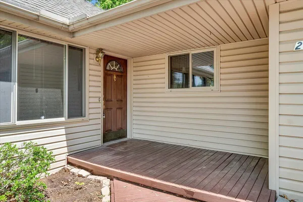 $325,000 | 2009 Montclair Drive, Roanoke, VA 24019