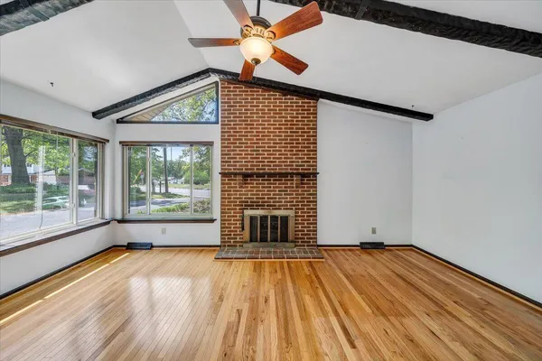 $325,000 | 2009 Montclair Drive, Roanoke, VA 24019