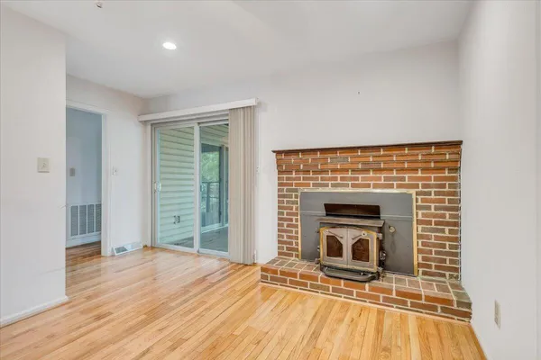 $325,000 | 2009 Montclair Drive, Roanoke, VA 24019
