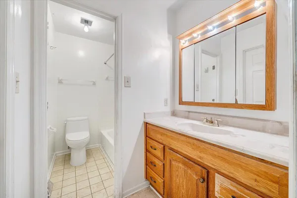 $325,000 | 2009 Montclair Drive, Roanoke, VA 24019