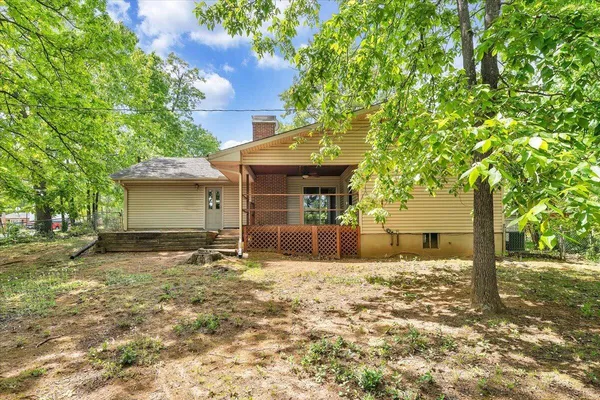 $325,000 | 2009 Montclair Drive, Roanoke, VA 24019