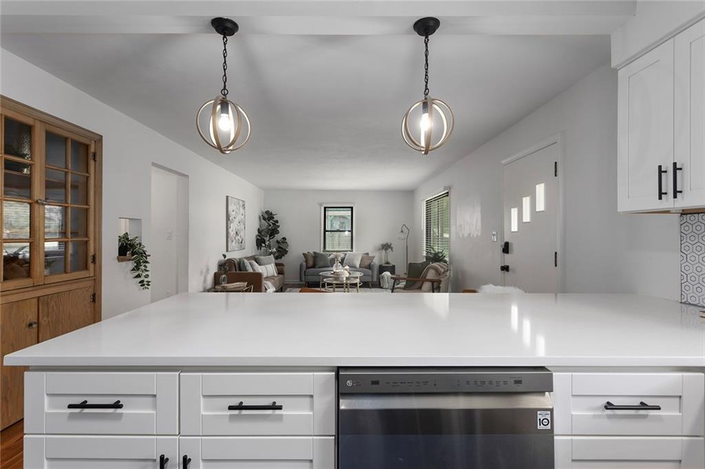 209 Northeast Maple Street Lee's Summit, MO 64063 - Photo 8 of 22
