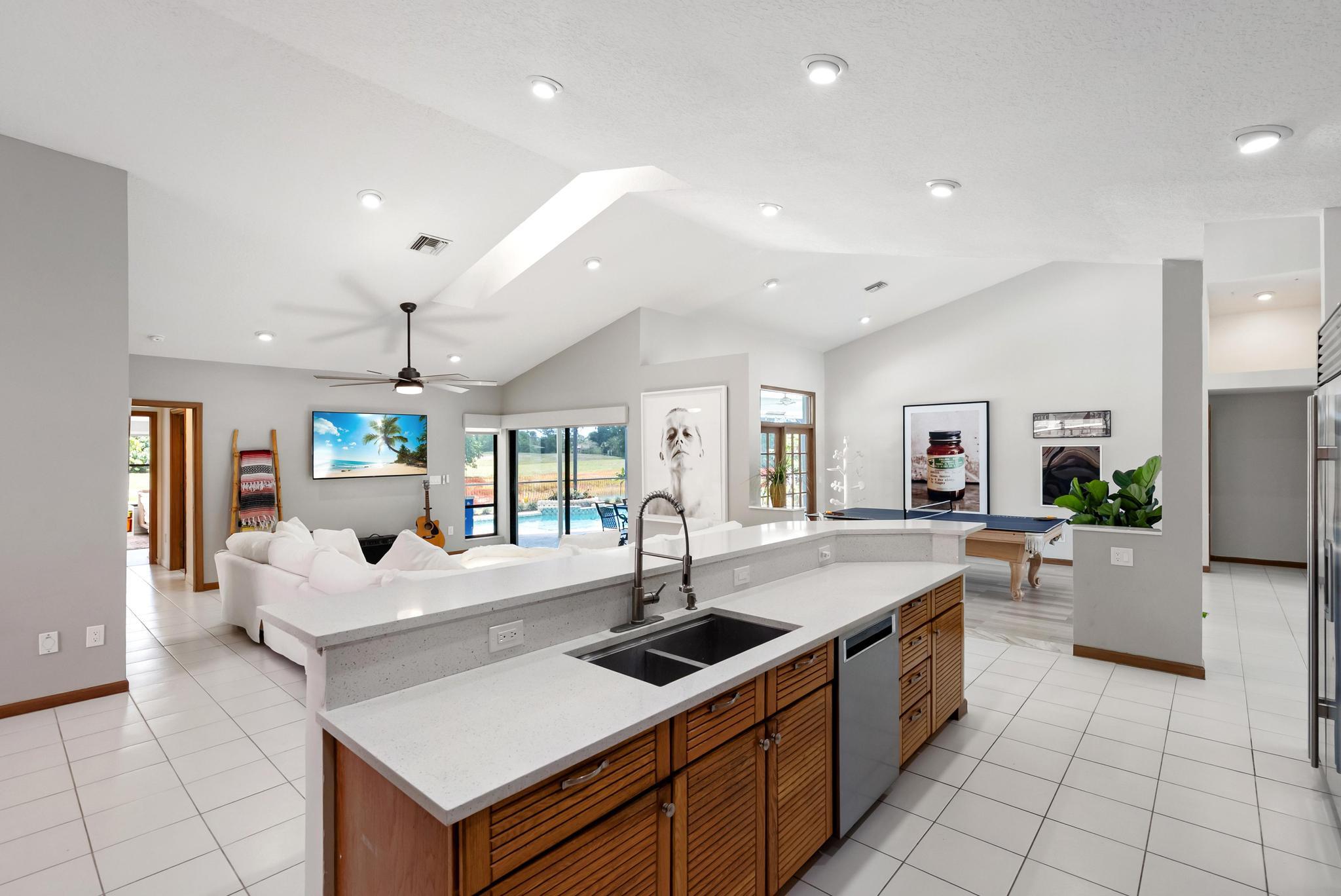 4227 Fox Trace Road Boynton Beach, FL 33436 - Photo 14 of 42 Bright & Open