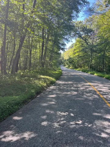 $700,000 | 616 Norwich-Westerly Road, North Stonington, CT 06359