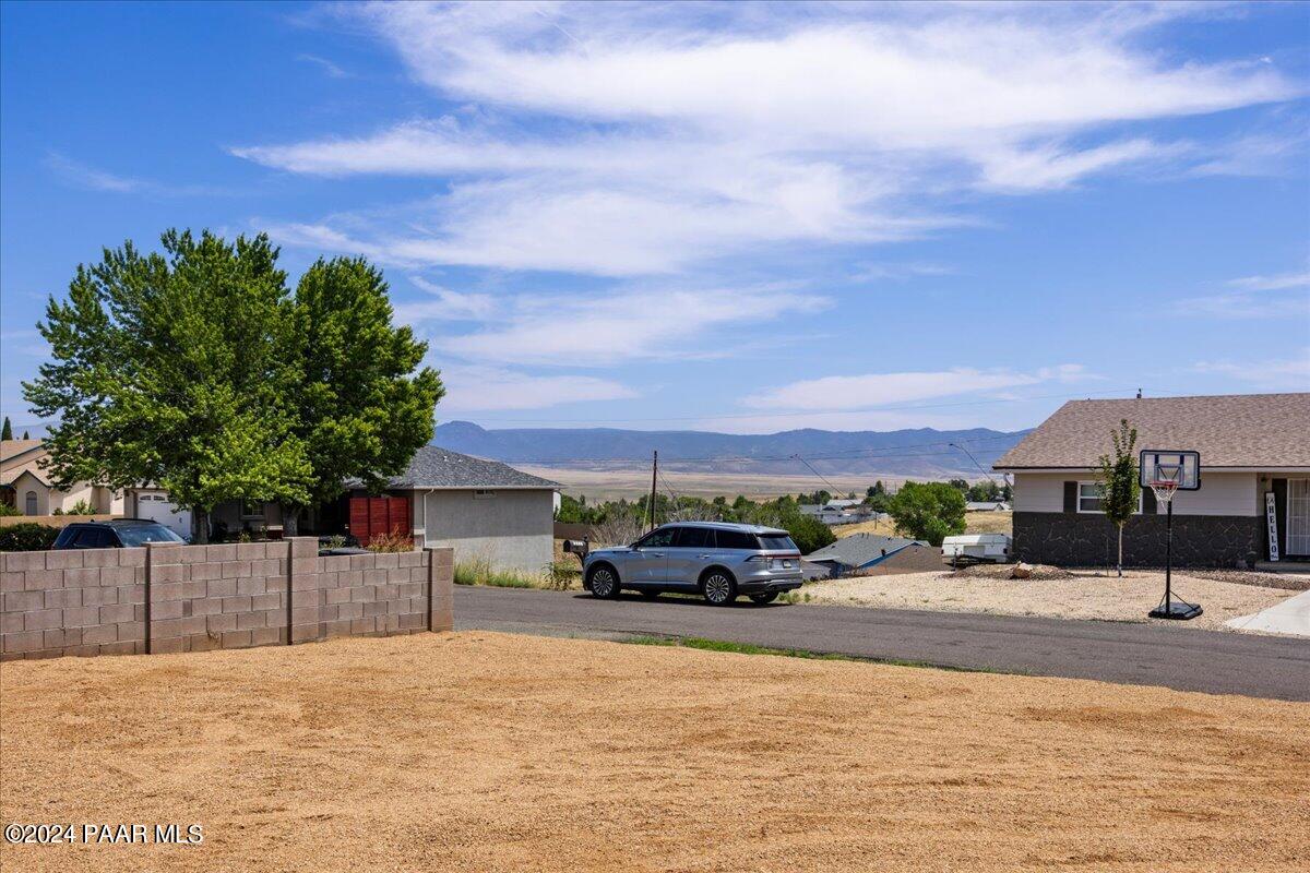 4886 North Meixner Road Prescott Valley, AZ 86314 - Photo 4 of 28 05-Front