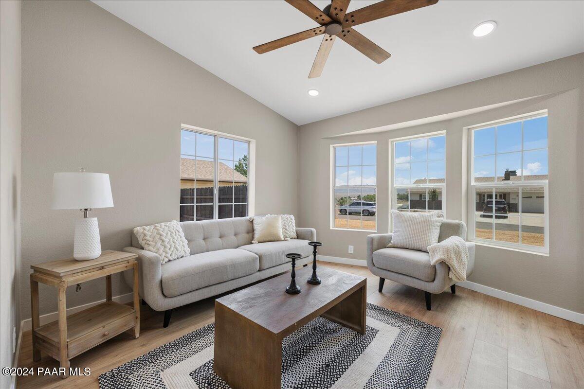 4886 North Meixner Road Prescott Valley, AZ 86314 - Photo 6 of 28 07-Living Room