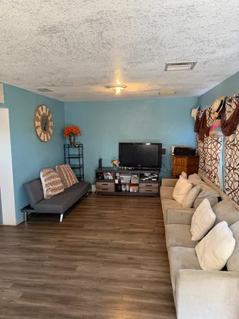 $369,999 | 2108 West Dennett Avenue, Fresno, CA 93728