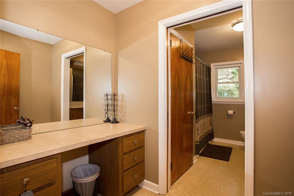 422 Emmas Grove Road Fletcher, NC 28732 - Photo 11 of 24 Gallery Image 11