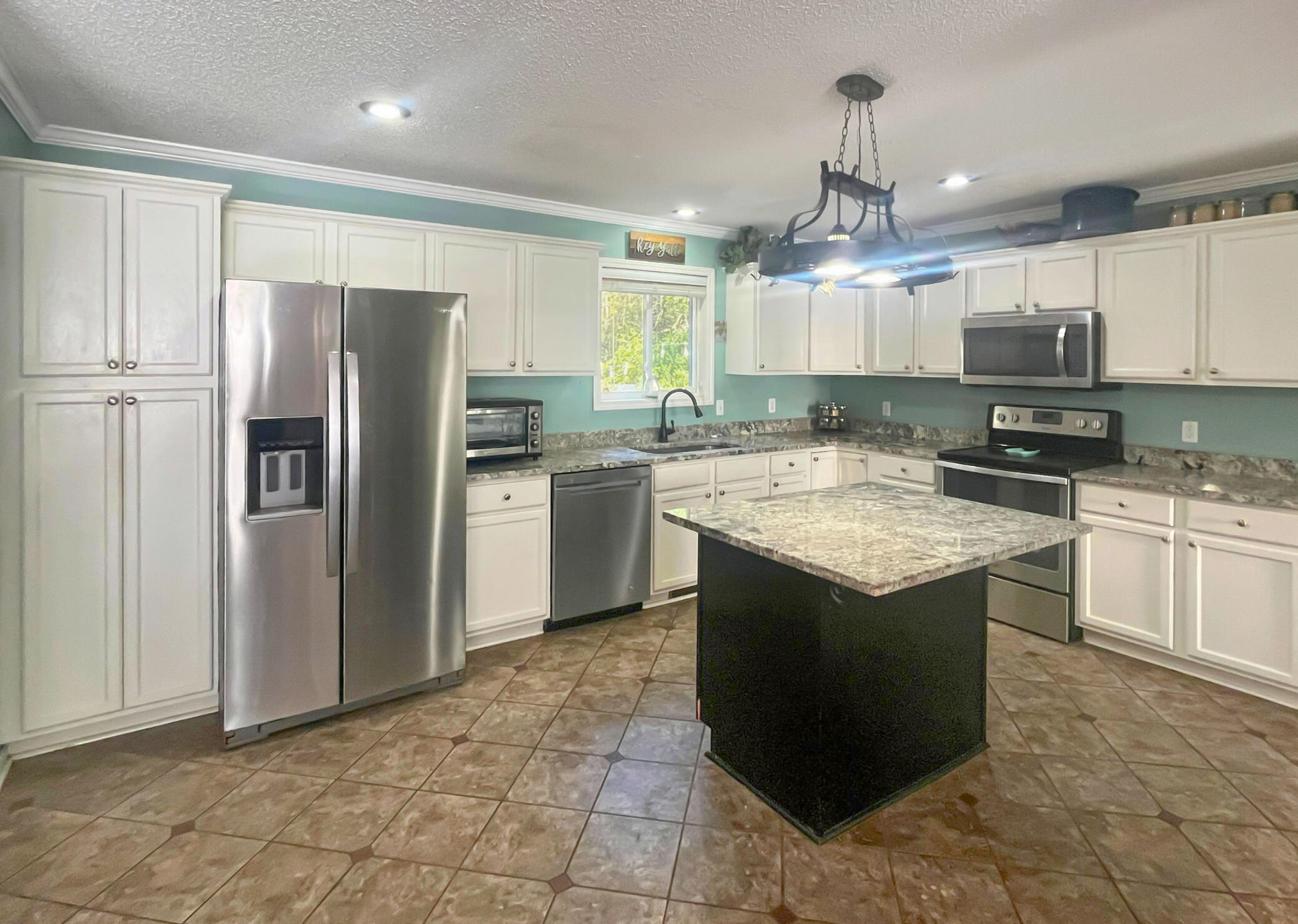 1060 Yaremich Road Moncks Corner, SC 29461 - Photo 6 of 24 Kitchen