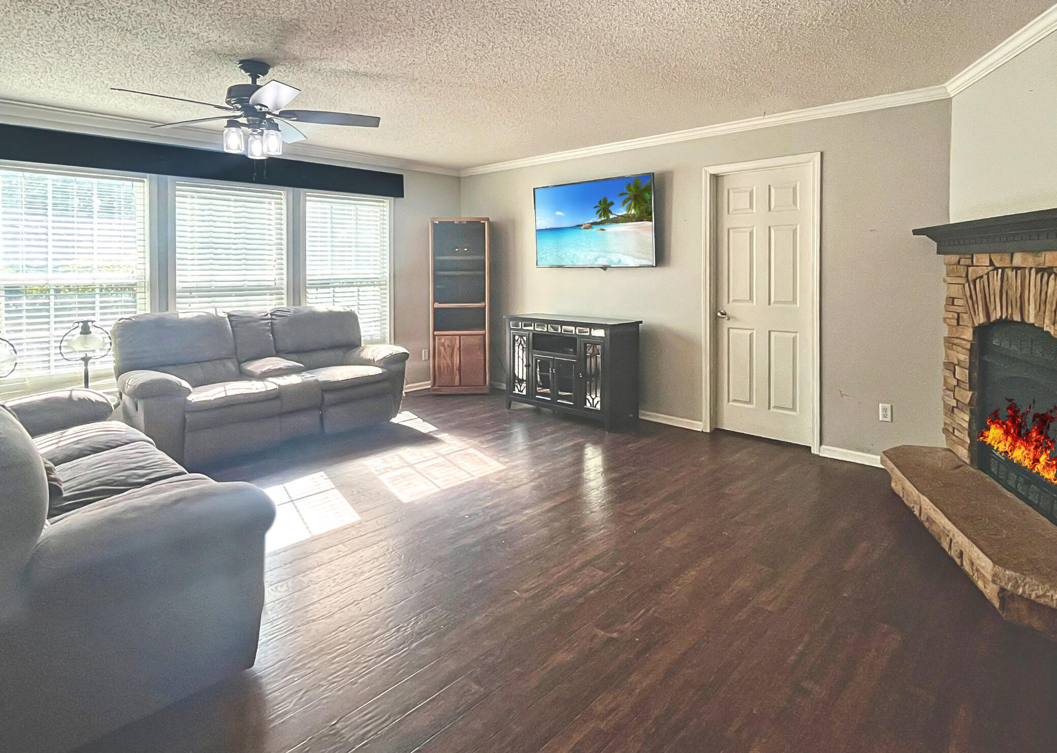 1060 Yaremich Road Moncks Corner, SC 29461 - Photo 10 of 24 Living Room 3
