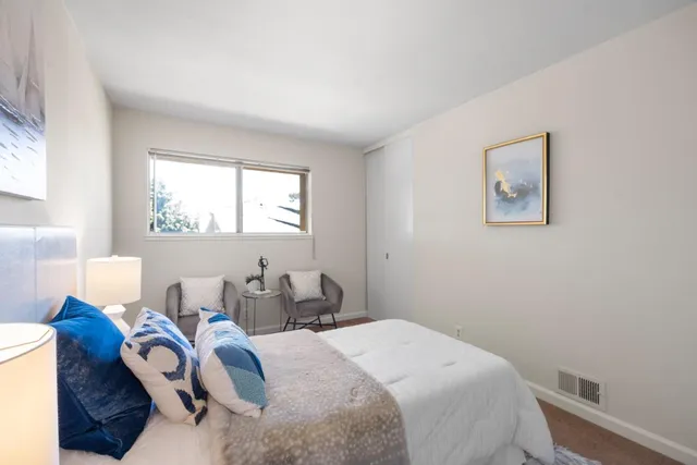 $998,888 | 125 Connemara Way, Unit 3, Sunnyvale, CA 94087