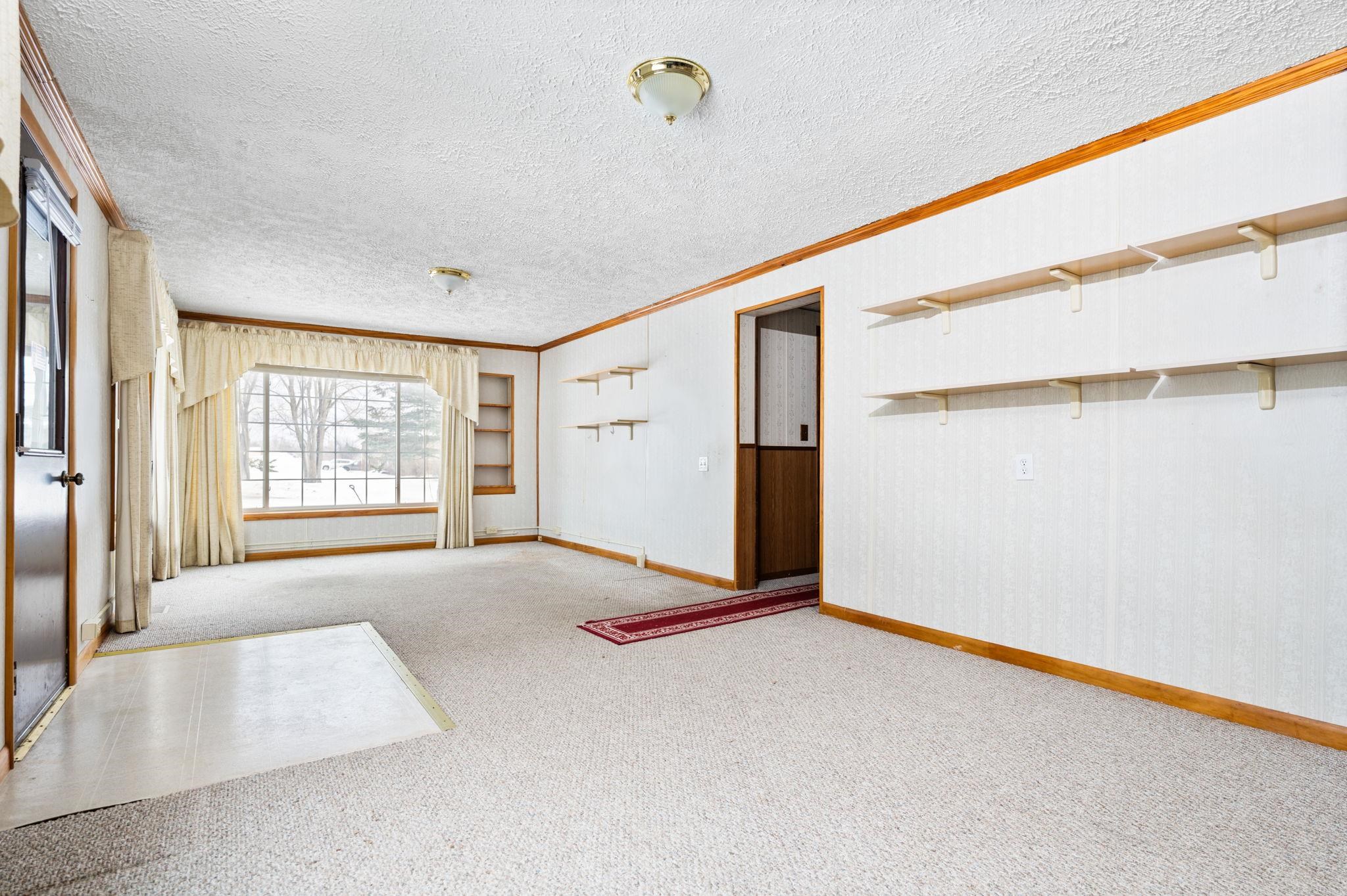 1663 County Road 633 Grawn, MI 49637 - Photo 3 of 43
