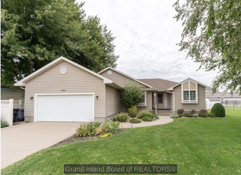 4010 Manchester Road Grand Island, NE 68803 - Photo 1 of 48 Gallery Image 1