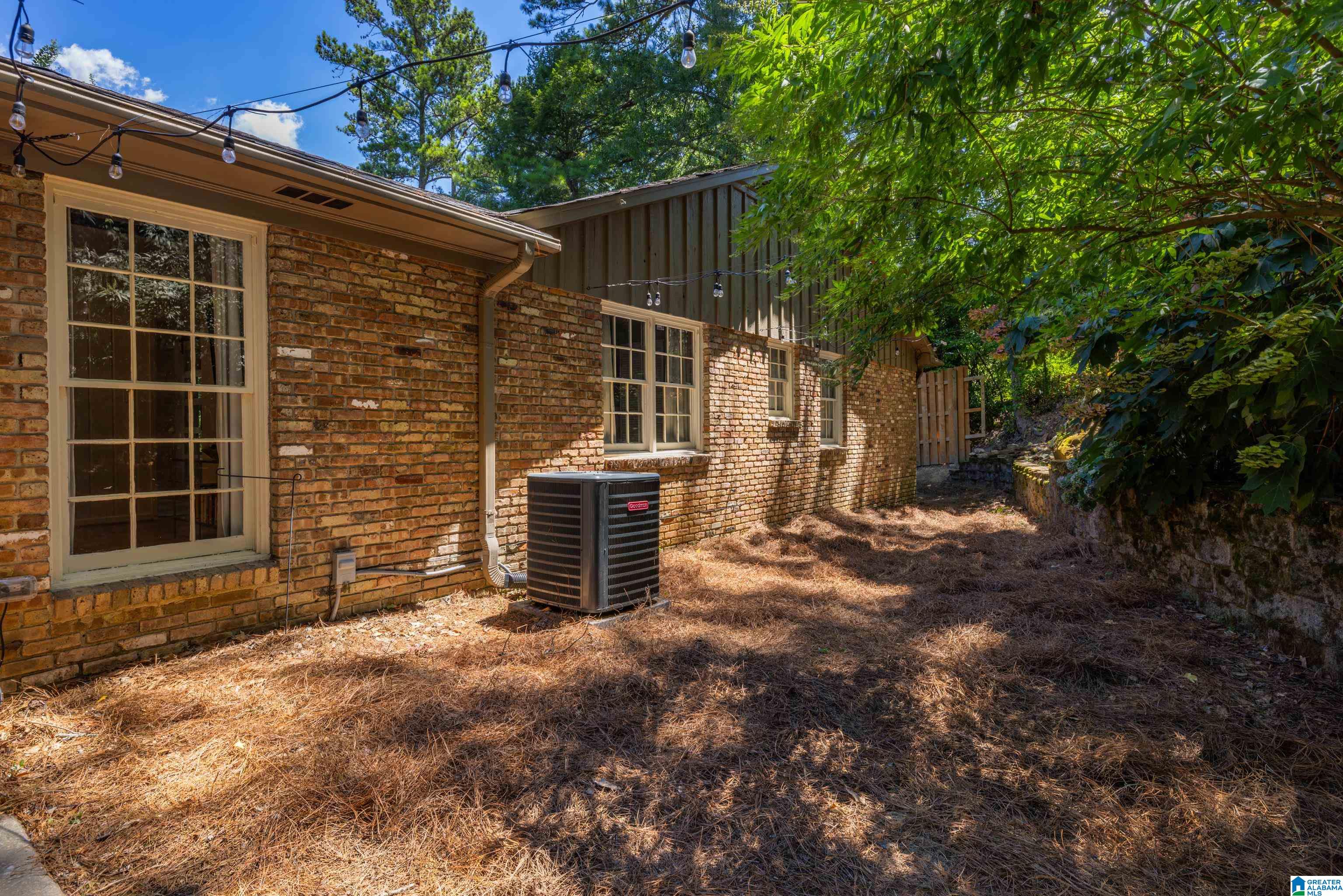 4121 Winston Way Birmingham, AL 35213 - Photo 44 of 45