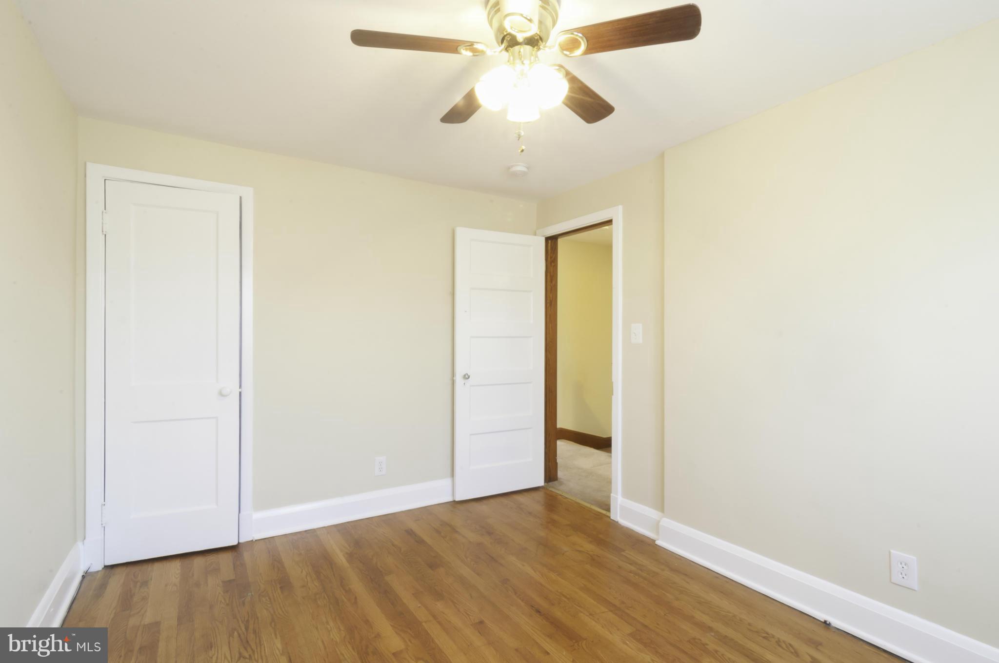 181 West Meadow Road Baltimore, MD 21225 - Photo 9 of 19 Master BR 2