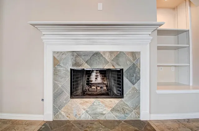 $2,700 | 75 Tapestry Forest Place, The Woodlands, TX 77381