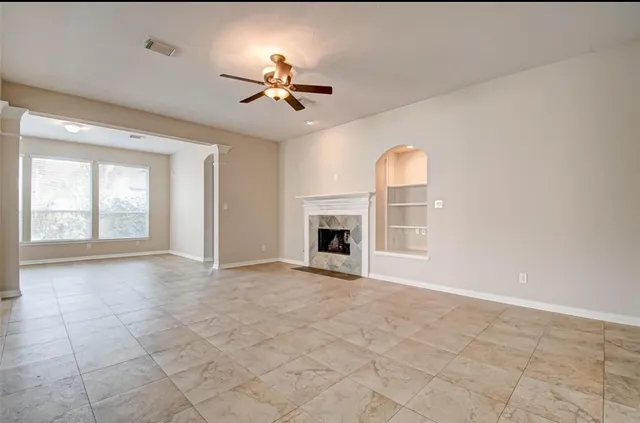 $2,700 | 75 Tapestry Forest Place, The Woodlands, TX 77381