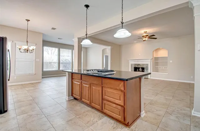 $2,700 | 75 Tapestry Forest Place, The Woodlands, TX 77381