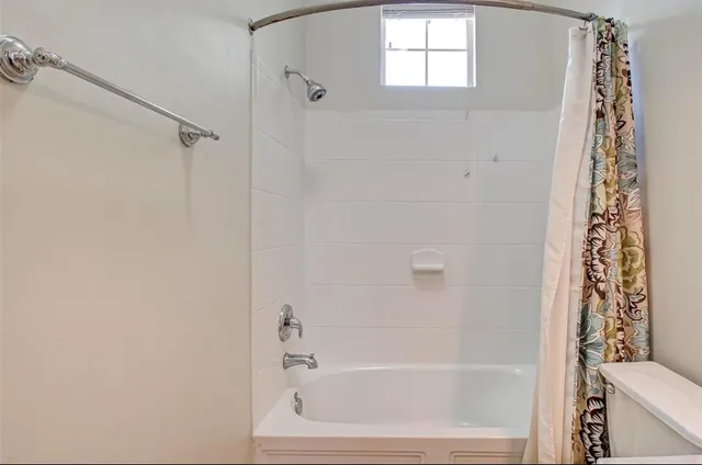 $2,700 | 75 Tapestry Forest Place, The Woodlands, TX 77381