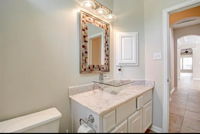$2,700 | 75 Tapestry Forest Place, The Woodlands, TX 77381