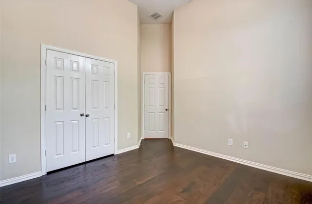 $2,700 | 75 Tapestry Forest Place, The Woodlands, TX 77381