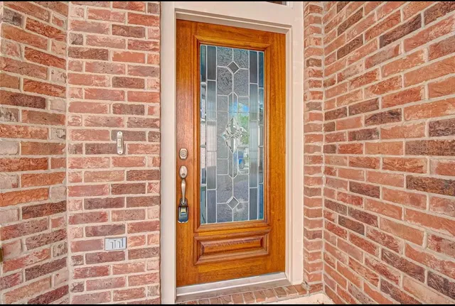 $2,700 | 75 Tapestry Forest Place, The Woodlands, TX 77381