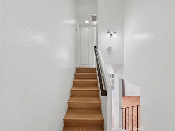 $429,000 | 7033 Stewart And Gray Road, Downey, CA 90241