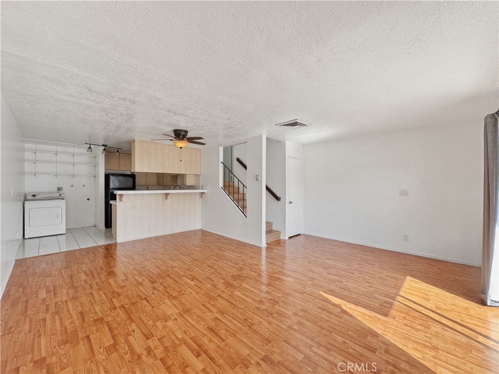 7033 Stewart And Gray Road Downey, CA 90241 - Photo 26 of 38