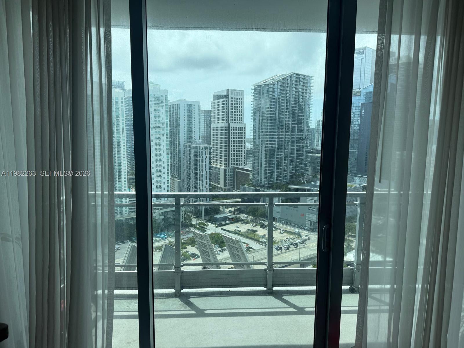 90 Southwest 3rd Street, Unit 3203 Miami, FL 33130 - Photo 2 of 6