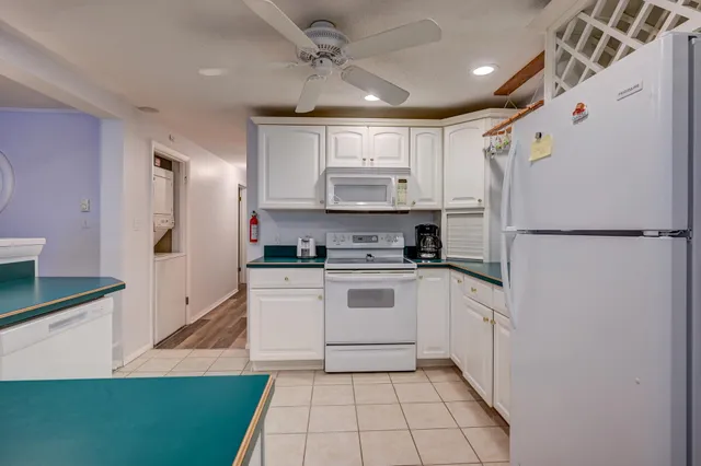 $1,950 | 503 Old Bartlett Road, Unit 1, Conway, NH 03860