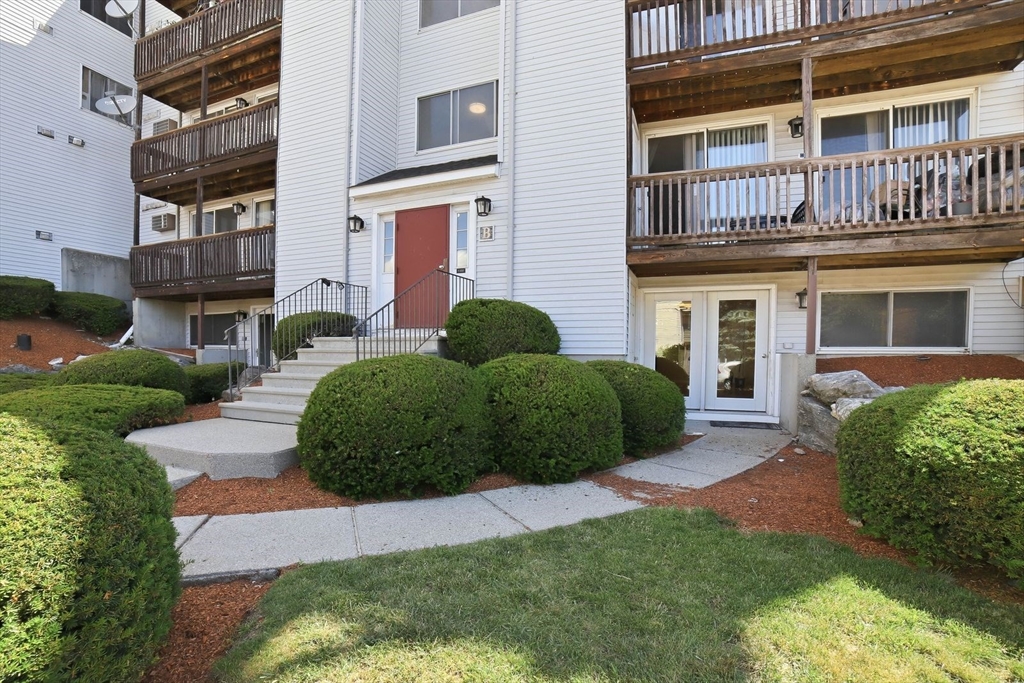 11 Gibbs Street, Unit B17 Worcester, MA 01607 - Photo 2 of 19
