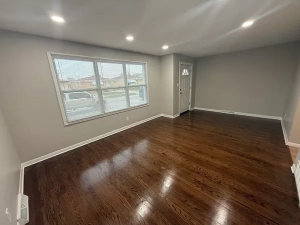 $244,900 | 494 Buffalo Avenue, Calumet City, IL 60409