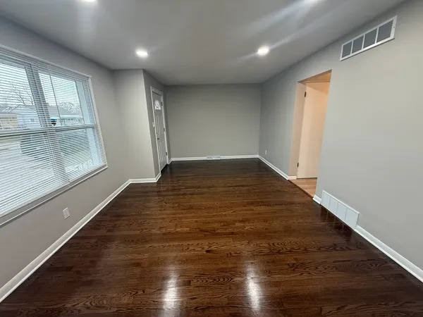 $244,900 | 494 Buffalo Avenue, Calumet City, IL 60409