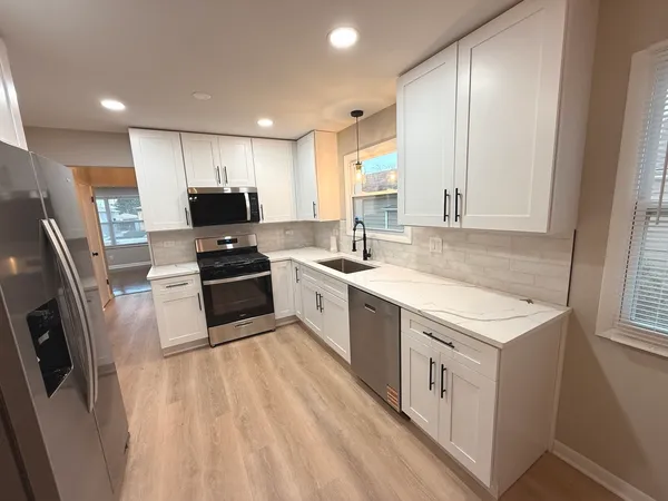 $244,900 | 494 Buffalo Avenue, Calumet City, IL 60409