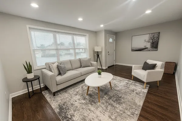 $244,900 | 494 Buffalo Avenue, Calumet City, IL 60409