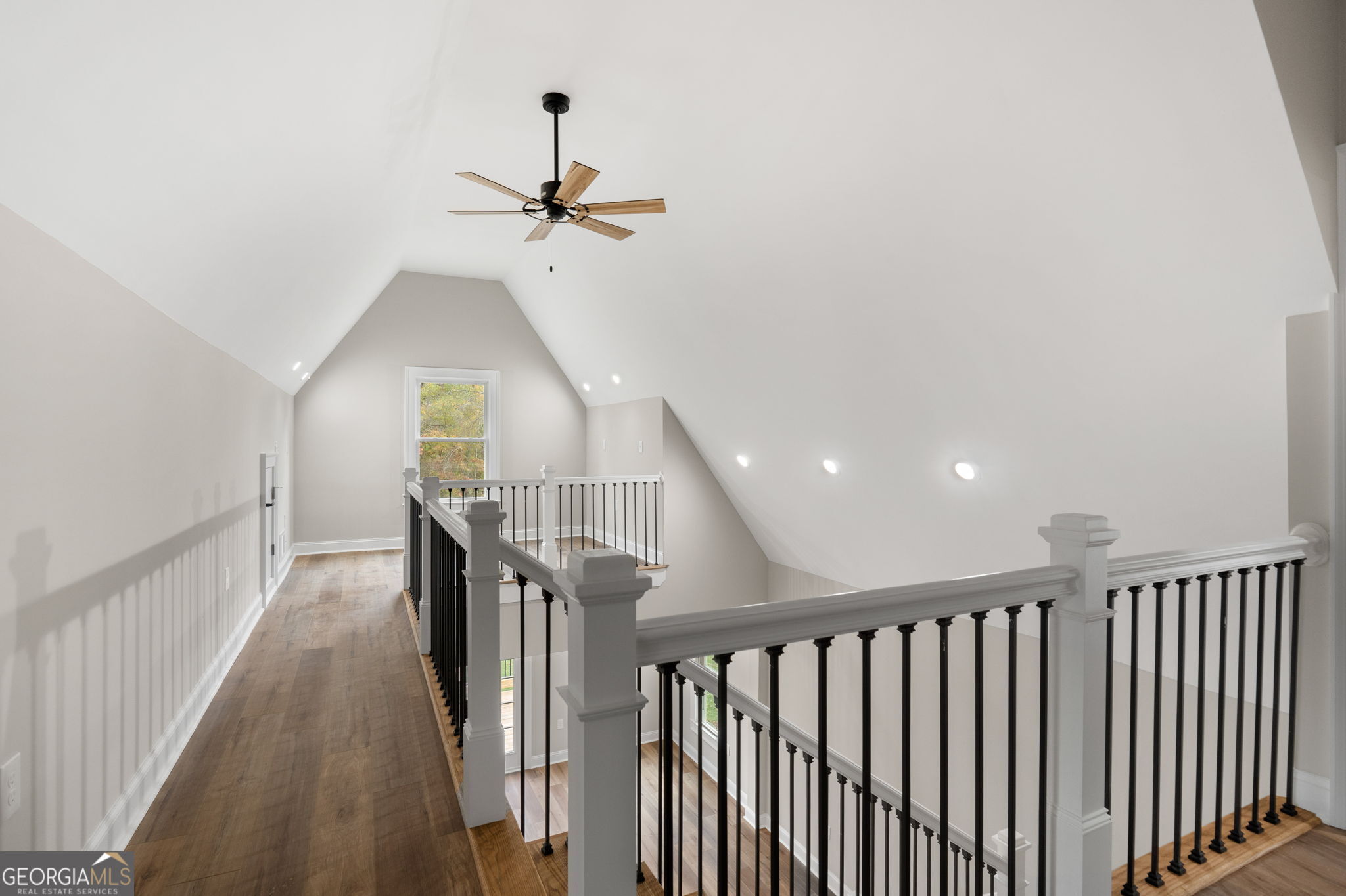 164 I I Walker Brooks Road Newnan, GA 30263 - Photo 43 of 54 a view of a hallway with a white walls