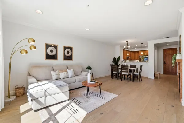 $988,888 | 2881 Meridian Avenue, Unit 234, San Jose, CA 95124