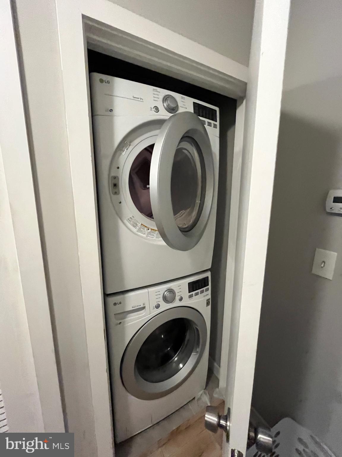 1625 Fontain Street Philadelphia, PA 19121 - Photo 15 of 24 a utility room with dryer and washer