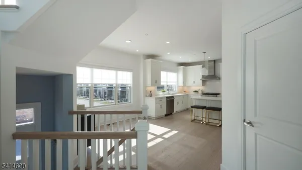 $924,900 | 8 Mikula Way, Florham Park, NJ 07932