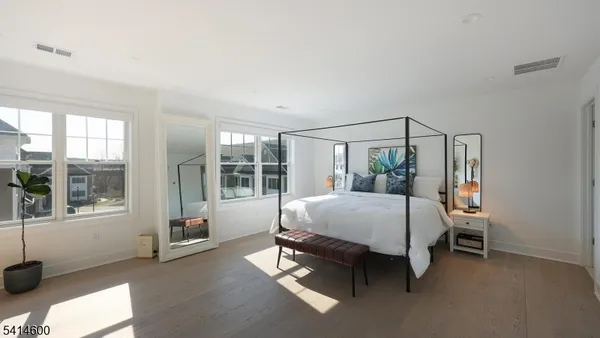 $924,900 | 8 Mikula Way, Florham Park, NJ 07932