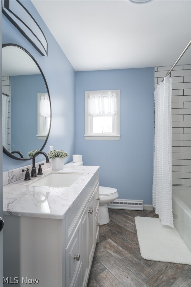 22746 Buck Road Alliance, OH 44601 - Photo 9 of 19 Bathroom