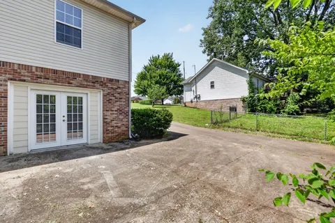 $310,000 | 1009 Monica Drive, Clarksville, TN 37042
