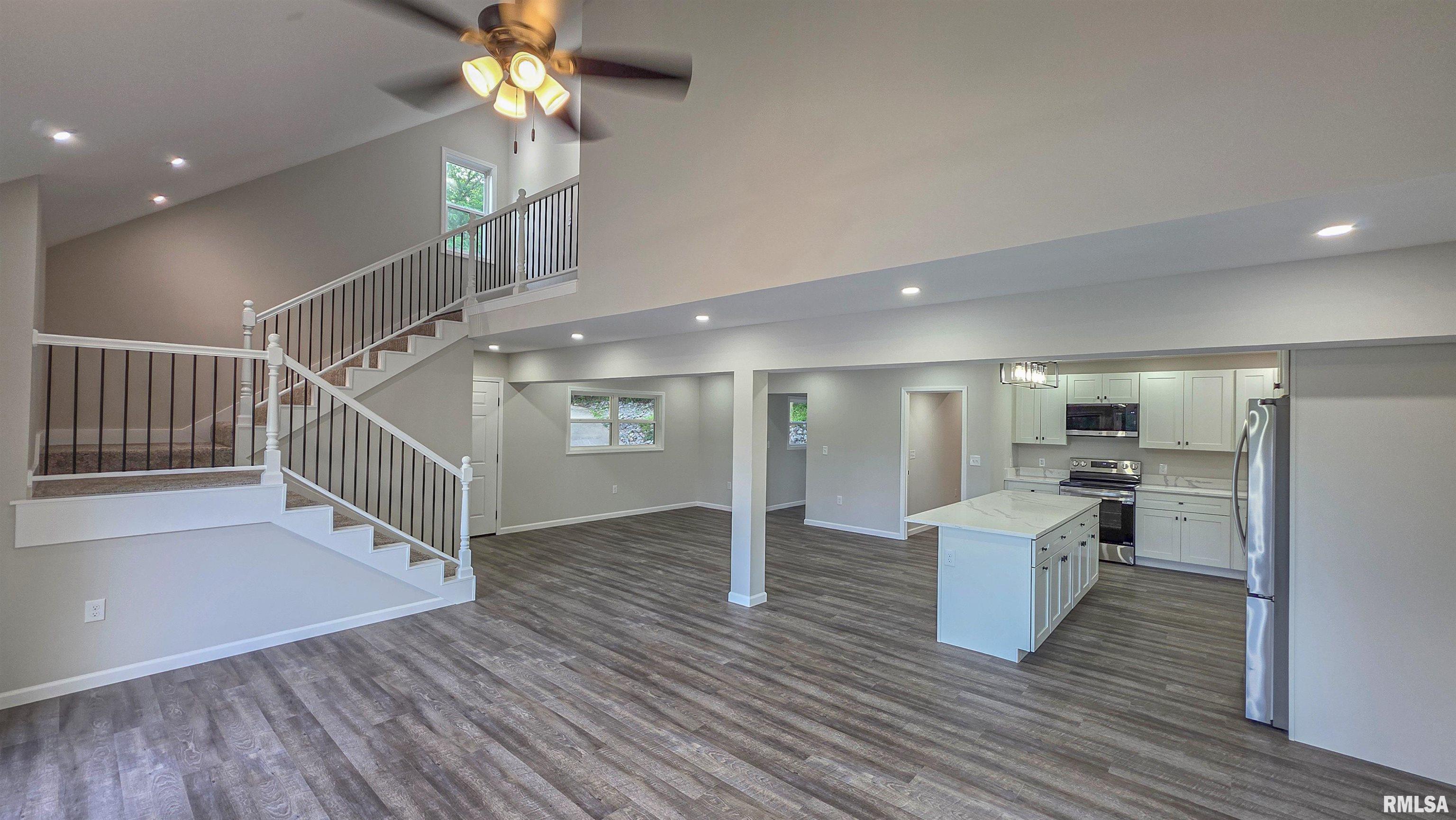 12185 Pebble Point Road Marion, IL 62959 - Photo 19 of 49