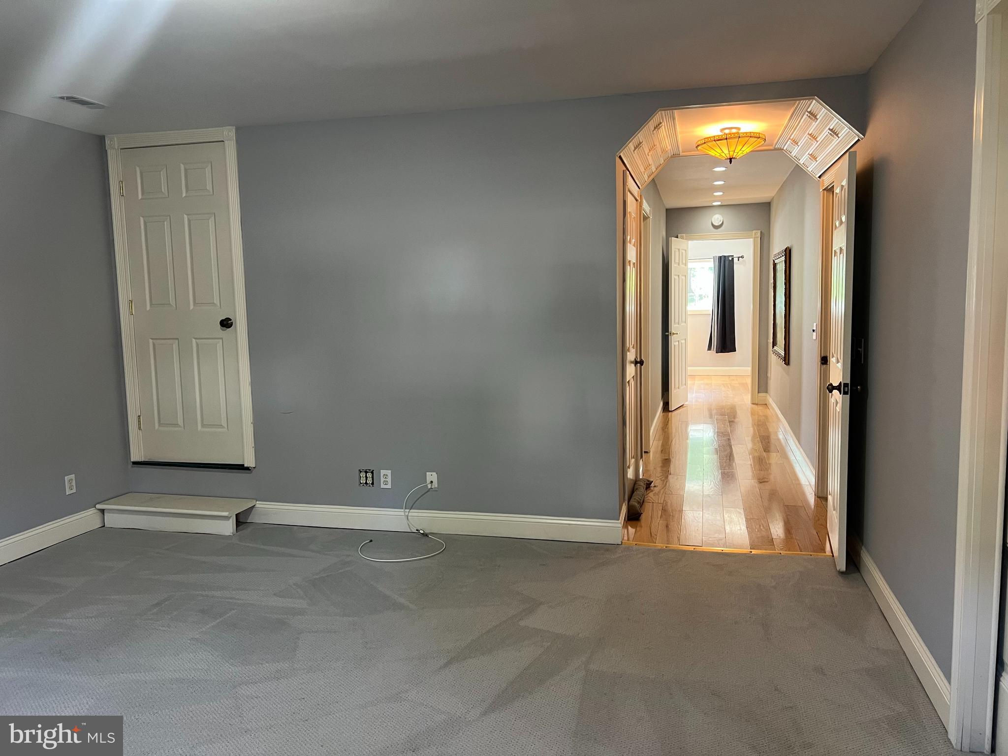 33 South Main Street Boonsboro, MD 21713 - Photo 4 of 34 a view of a livingroom with wooden floor and a window