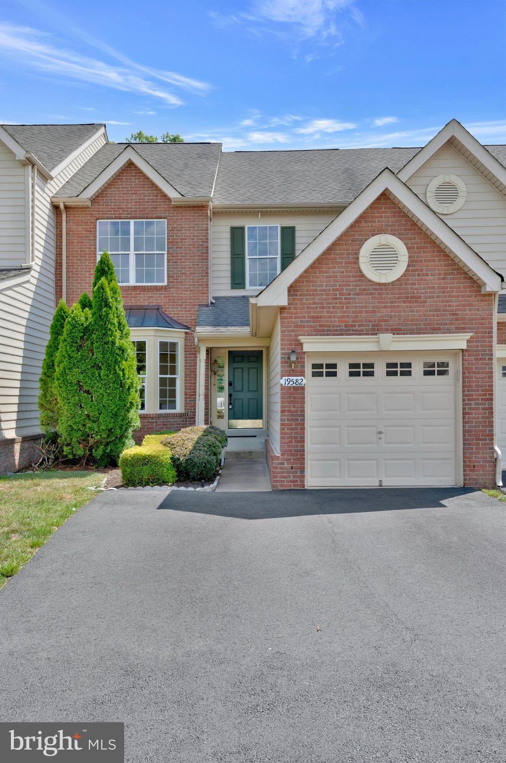 19582 Aspendale Square Ashburn, VA 20147 - Photo 2 of 45 Landscaping and lawn care covered by HOA