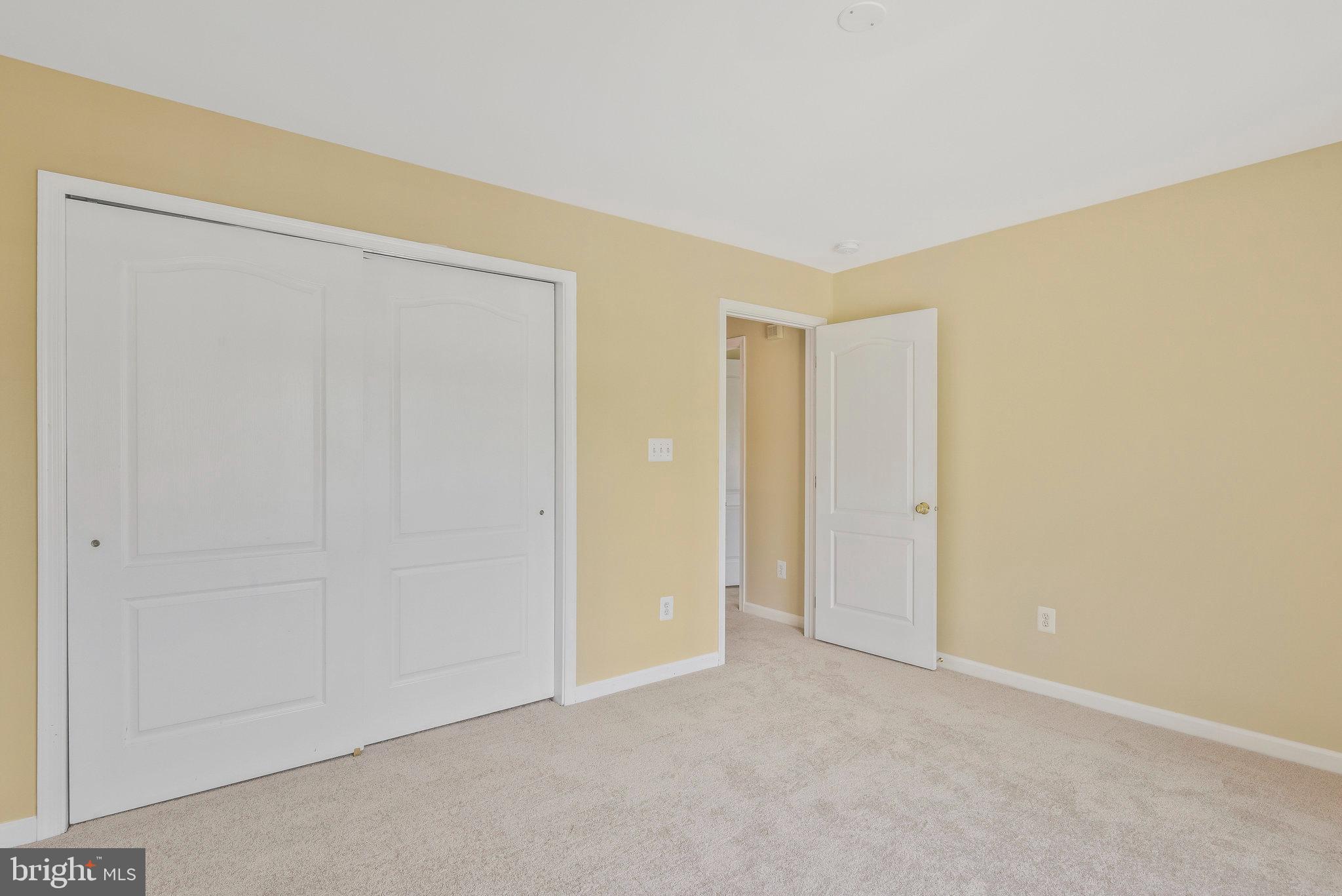 19582 Aspendale Square Ashburn, VA 20147 - Photo 26 of 45 Second bedroom
